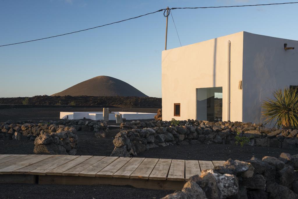 布埃纳维斯塔兰萨罗特住宿加早餐旅馆 La Asomada  外观 照片